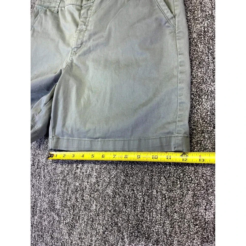 Gloria Vanderbilt Missy Senora Shorts Womens 10 Sage Green Stretch Beach Classic